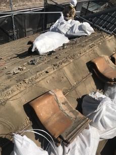 20180824_東京都昭島市 瓦葺き替え・下屋根壁際カット・塗装09.JPG