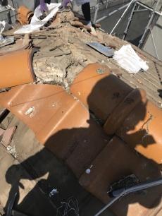 20180824_東京都昭島市 瓦葺き替え・下屋根壁際カット・塗装08.JPG