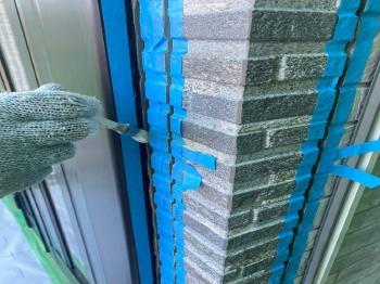 入間市 屋根外壁塗装 外壁目地 コーキング打ち替え (4).jpg