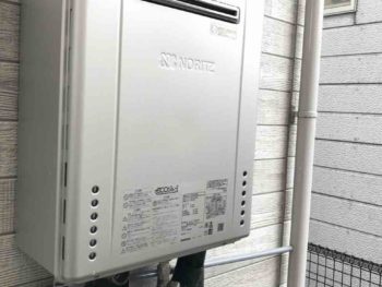 所沢市松郷で給湯器と浴室乾燥機の交換工事