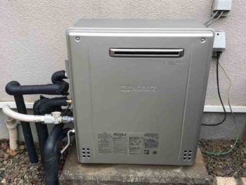 ノーリツの高効率エコジョーズ給湯器の取り付け工事　飯能市