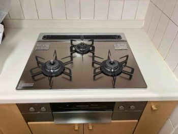 セット割引を利用してビルトインコンロとレンジフードの交換工事　所沢市