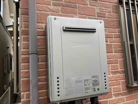 所沢市｜経年劣化した給湯器、レンジフードの交換工事～施工事例アップしました！