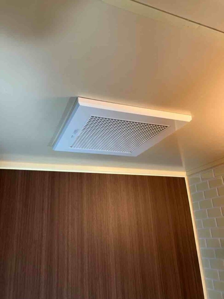 新しい浴室乾燥機